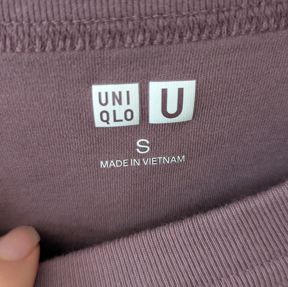 Uniqlo xs/s tee